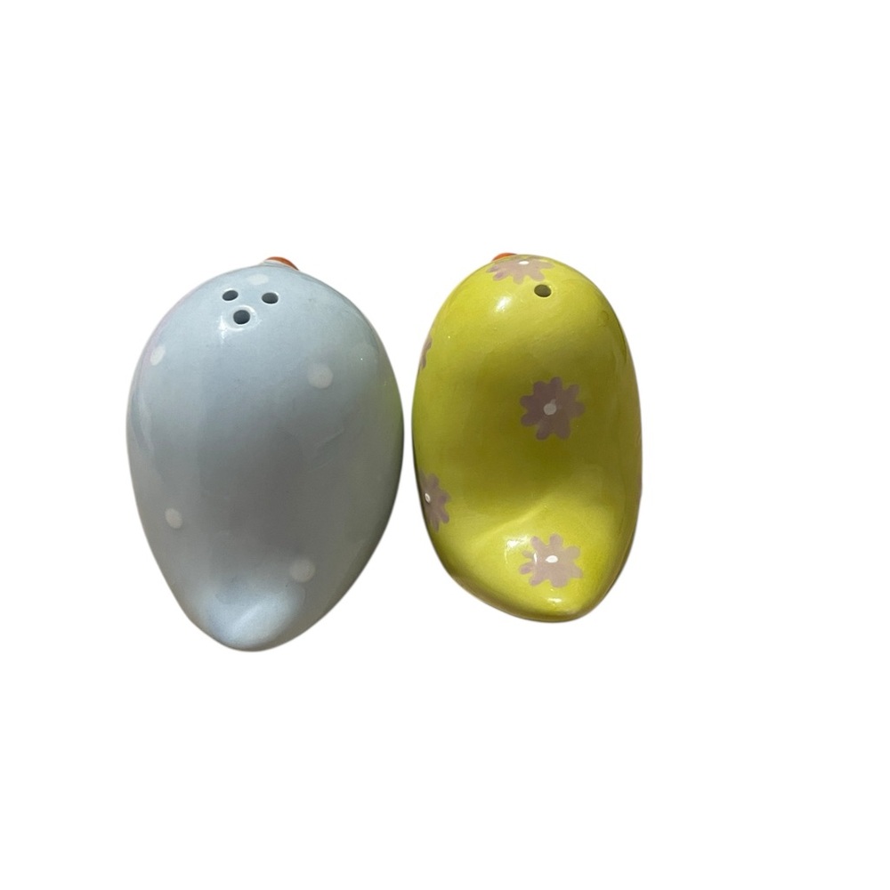 Colorful Ceramic Baby Chicks Salt and Pepper Shakers - Picture 3 of 5